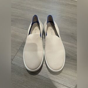 The Original Slip On Sneaker SIZE 9 (Runs like 8.5) Lightly worn